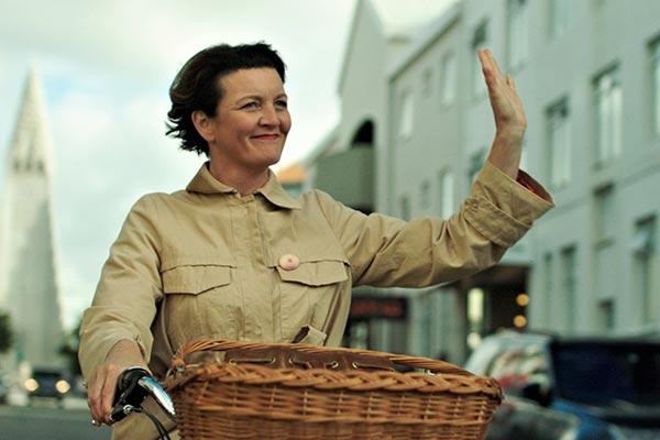 la donna elettrica 03